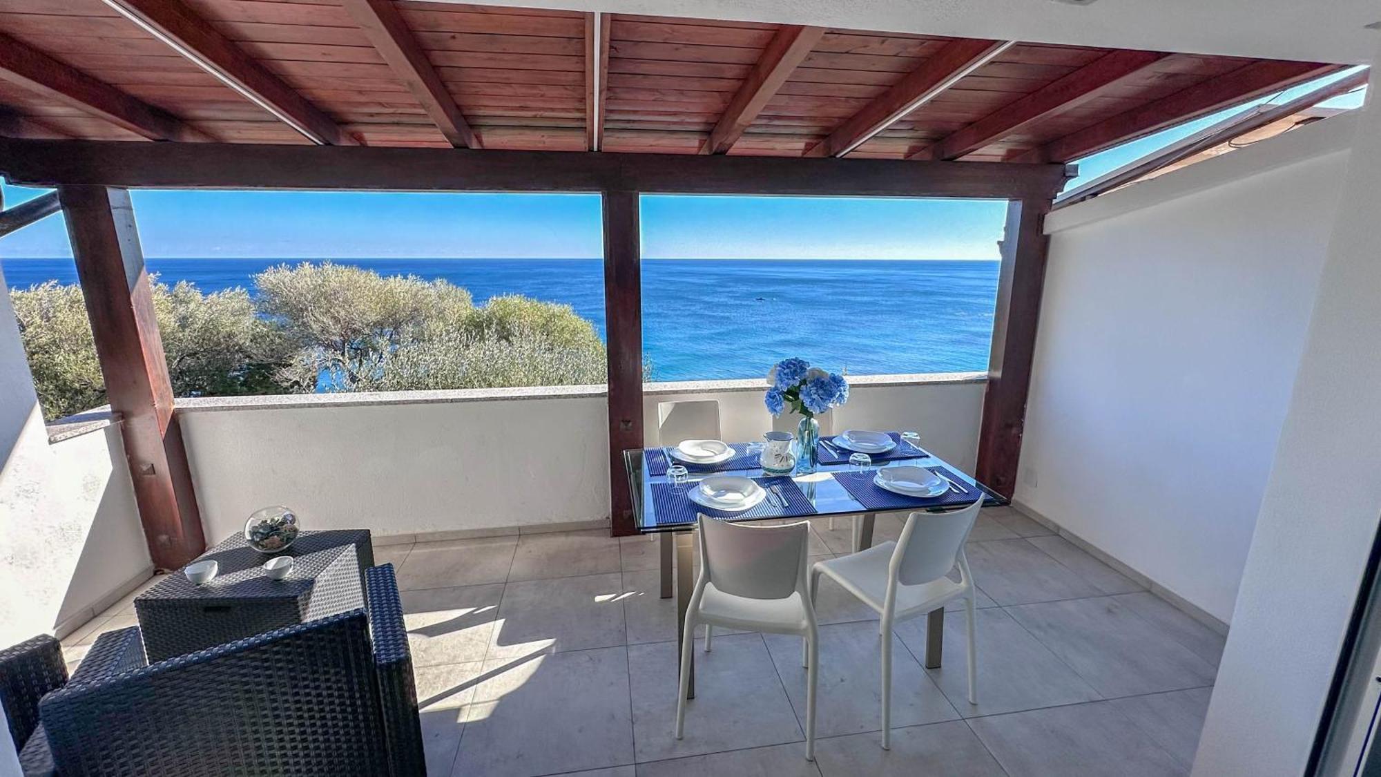 Апартаменти Mama House Con Vista Mare Кала-Гононе Екстер'єр фото